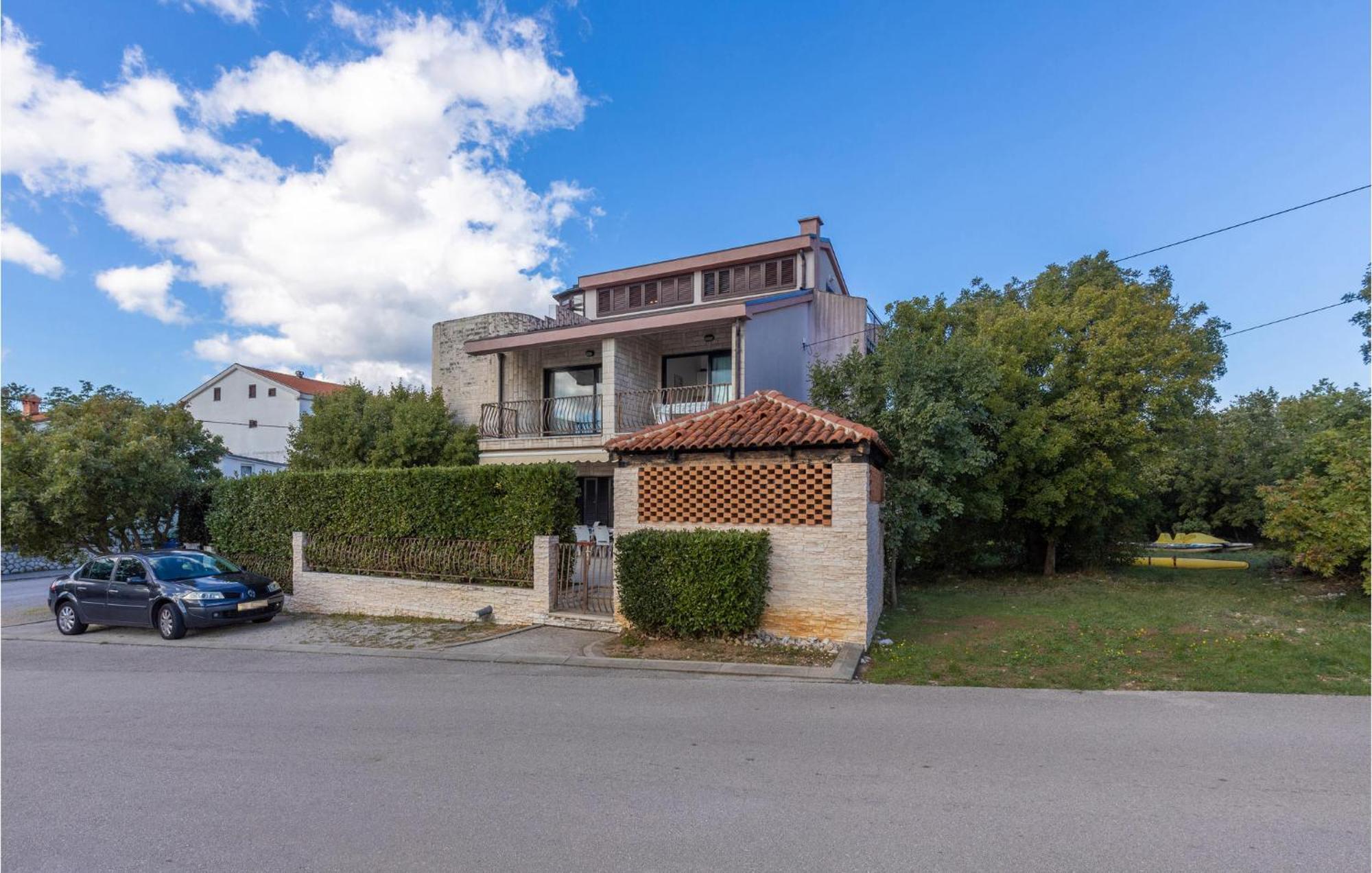 1 Bedroom Cozy Apartment In Jadranovo Exterior photo